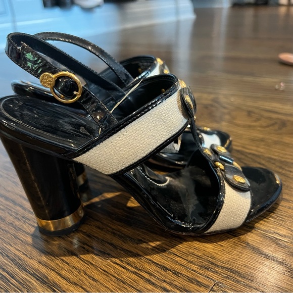 BCBG Heels - Picture 2 of 10